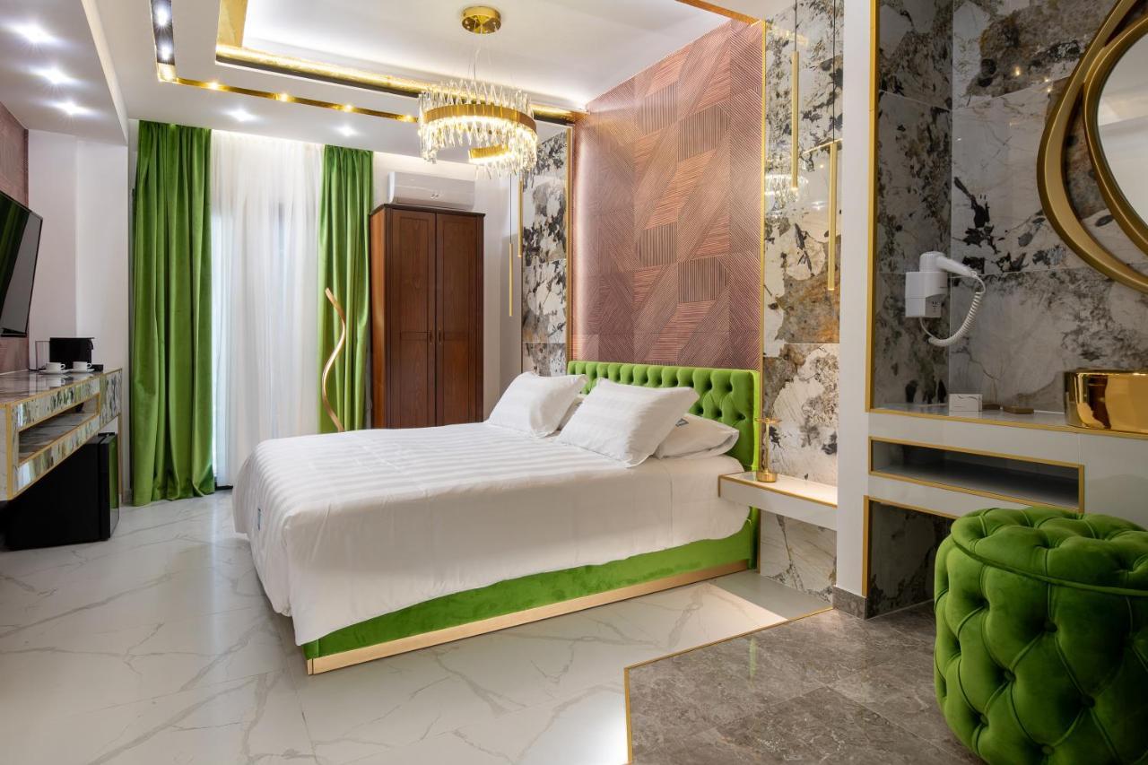 Pela Veranda Exquisite * Neos Marmaras