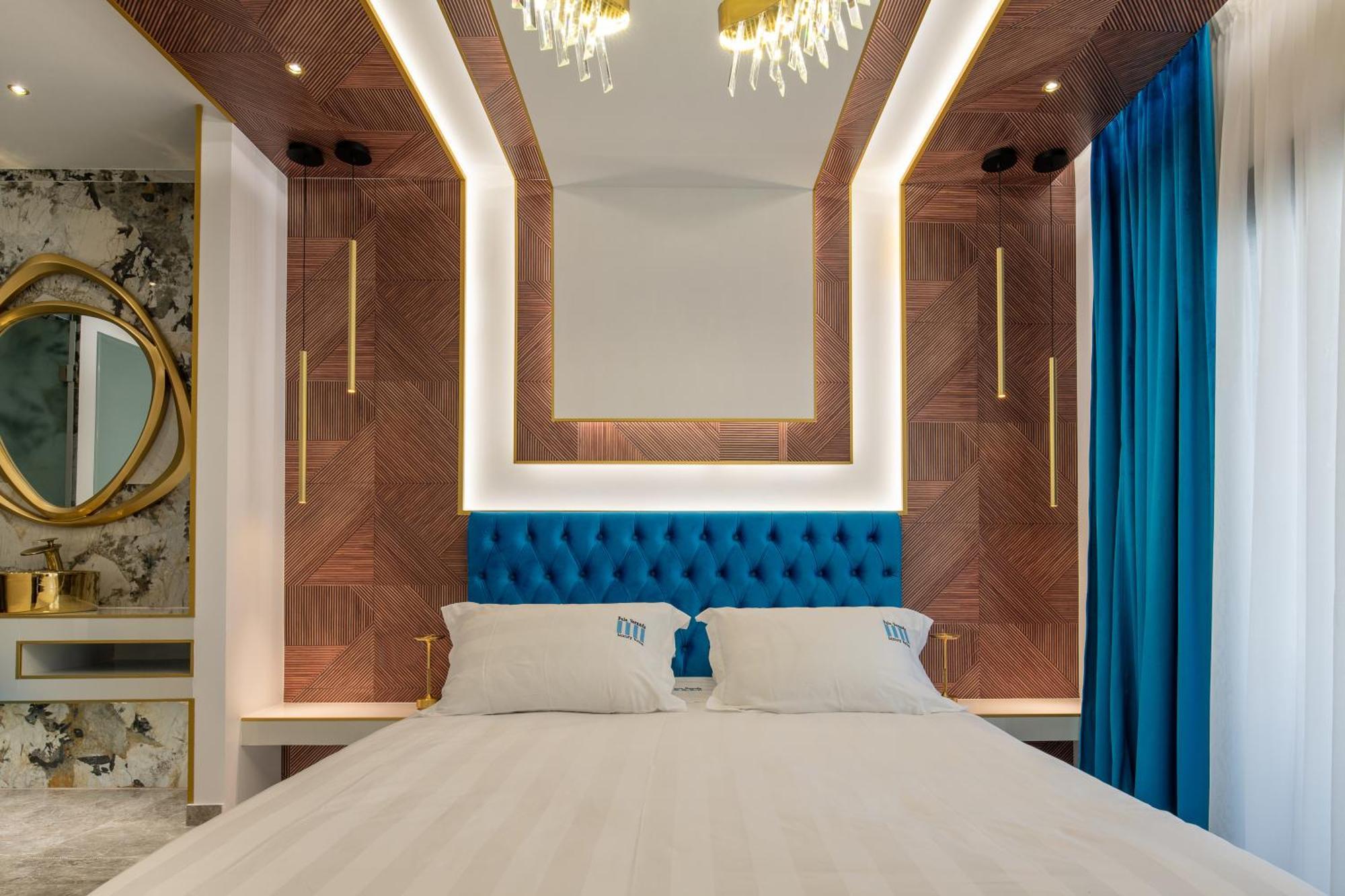 Pela Veranda Exquisite *